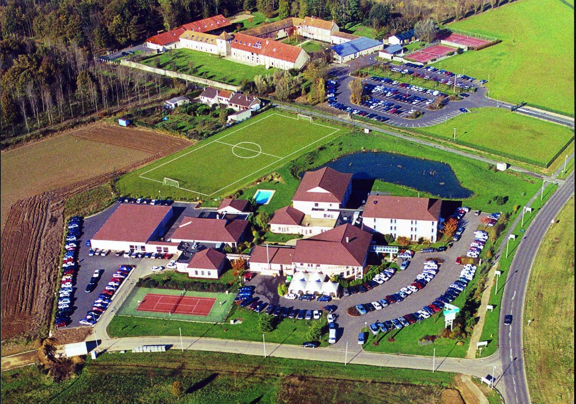 Espace Leonard De Vinci Lisses Exterior foto